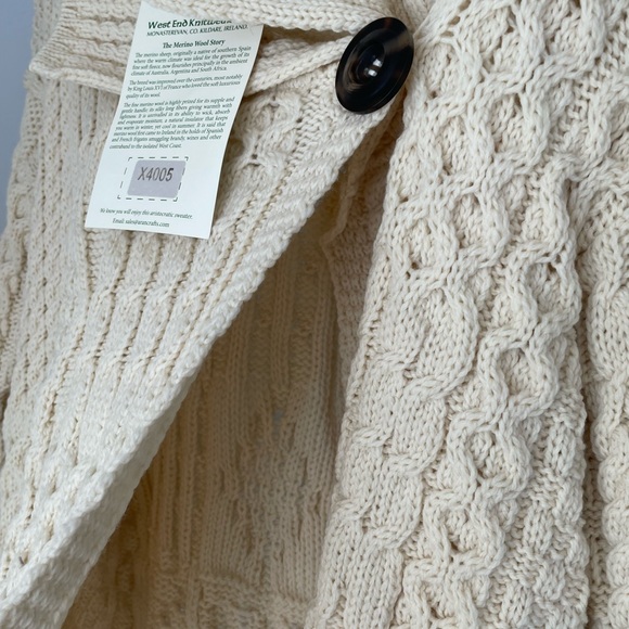 Authentic Irish Knit Wool Sweater - Picture 2 of 5